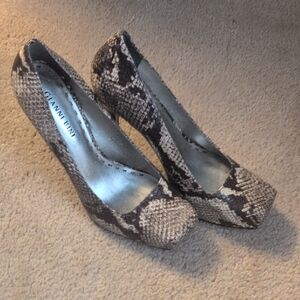 Gianni Bini Snakeskin Heels - Brown and Cream